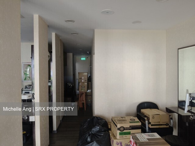 Hougang hdb shop | Near market coffeeshops | avail now (D19), Shop House #587863081